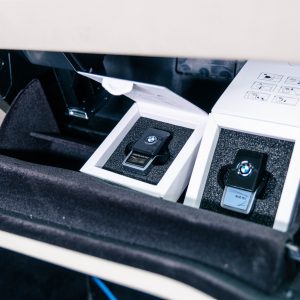 Hệ Thống Nước Hoa Và ION Âm BMW - Ambient Air Package / IONISATION