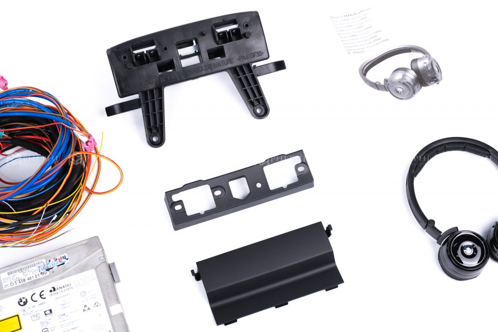 Màn Hình Giải Trí Phía Sau - BMW Rear Seat Entertaiment System