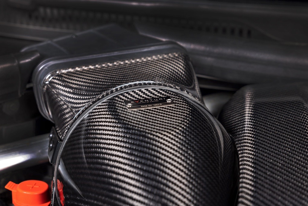 图像30 10 2025 12.47