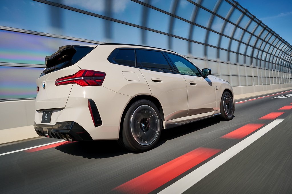 54860563674 48d2710b19 B 140bd95c 1244 44bc A68b E57cc65c7564